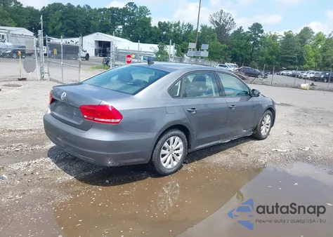 2013 Volkswagen Passat 2.5L Wolfsburg Edition из США, поврежденный, VIN 1VWAH7A39DC141018